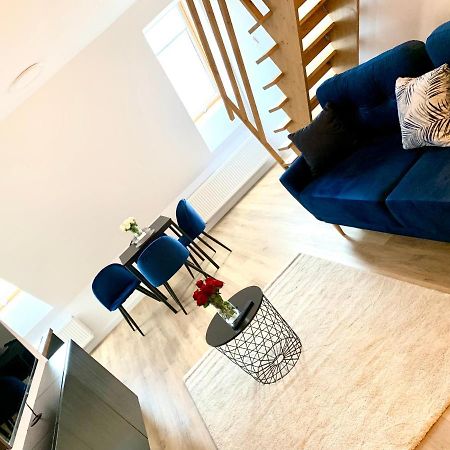 Apartament W Samym Sercu Miasta Z Darmowym Parkingiem Pod Zlotym Lwem -Hotel VI Kłodzko Buitenkant foto