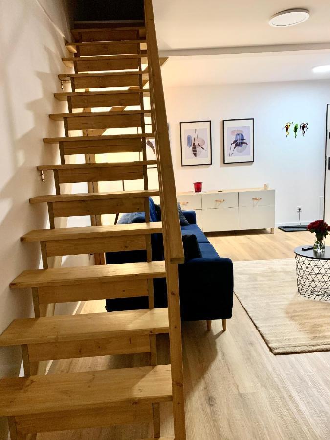 Apartament W Samym Sercu Miasta Z Darmowym Parkingiem Pod Zlotym Lwem -Hotel VI Kłodzko Buitenkant foto