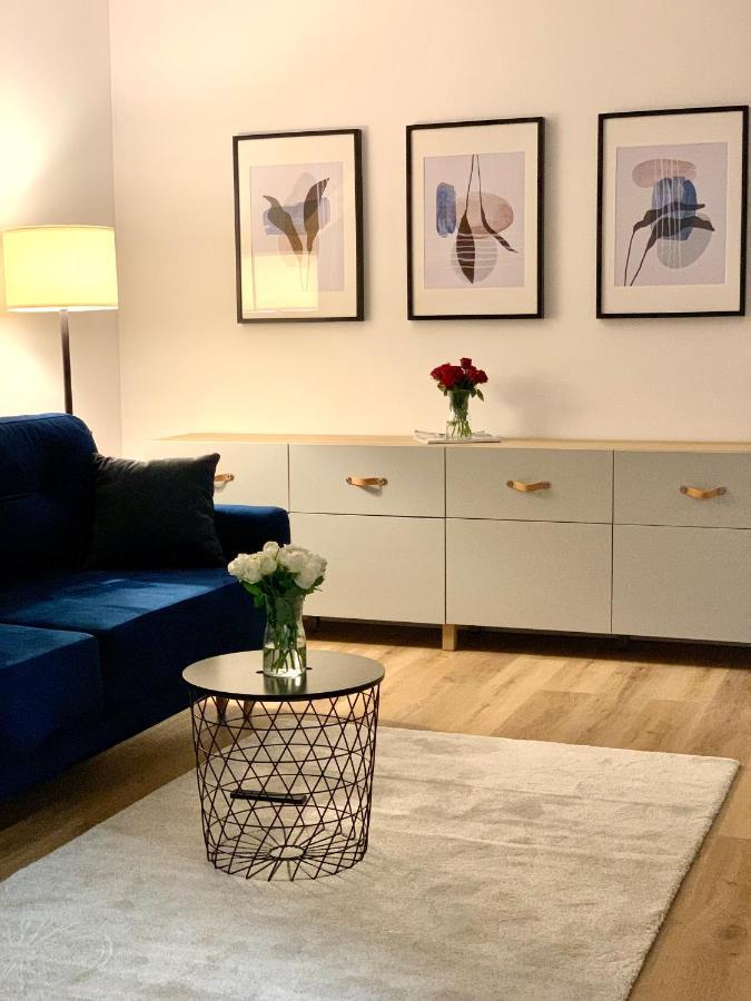 Apartament W Samym Sercu Miasta Z Darmowym Parkingiem Pod Zlotym Lwem -Hotel VI Kłodzko Buitenkant foto