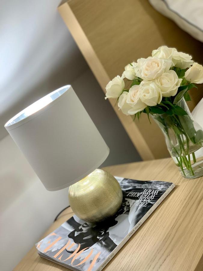 Apartament W Samym Sercu Miasta Z Darmowym Parkingiem Pod Zlotym Lwem -Hotel VI Kłodzko Buitenkant foto